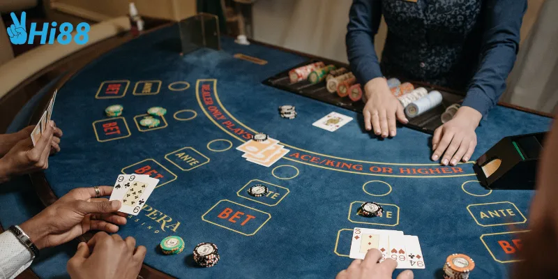 Lý do baccarat cổ điển thu hút người chơi